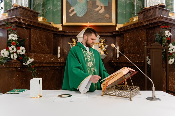 priest attire